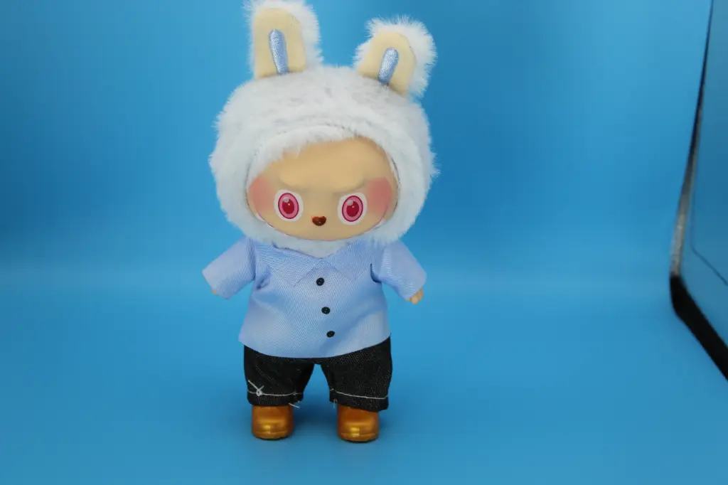 LLAVERO PELUCHE LABUBU VESTIDOS